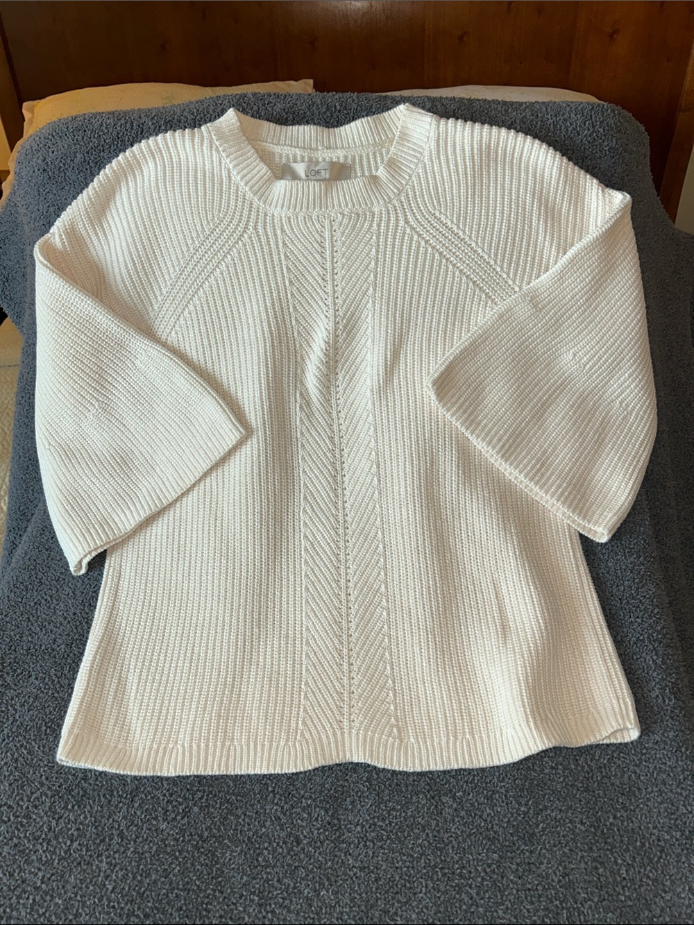 LOFT Cream Textured Knit Short-Sleeve Crewneck Sweater